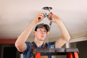 How to protect your electricianΓcos license after subcontractor negligence