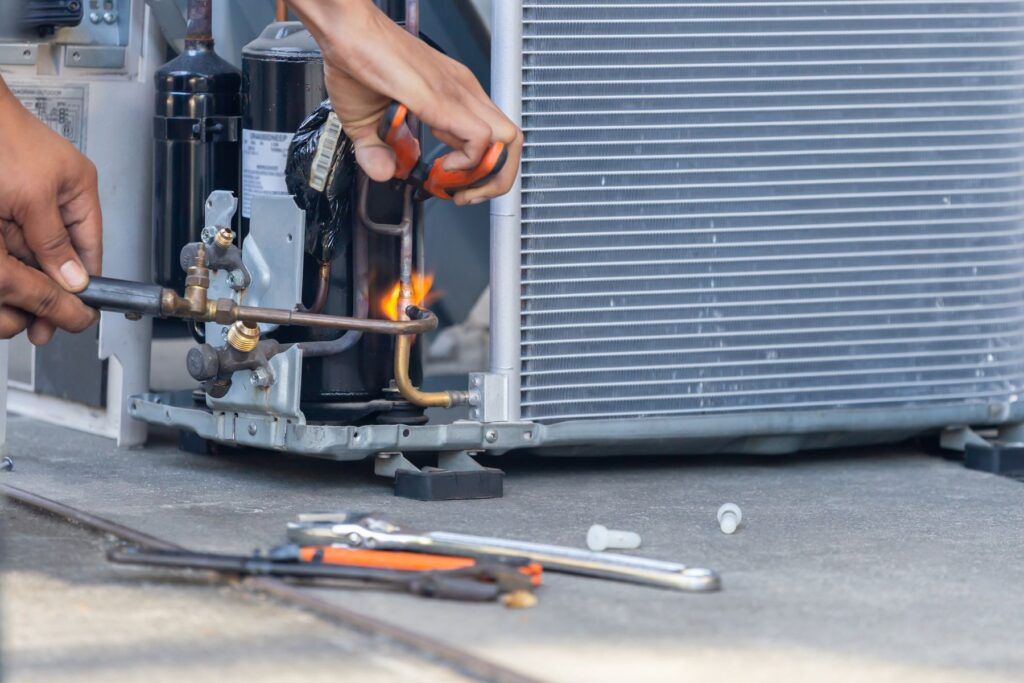 When tdlr threatens an air conditioning and refrigeration contractor licensee