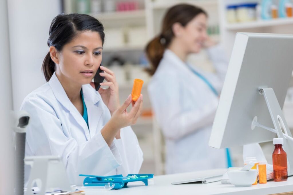 Scenarios that May Endanger Your Pharmacist’s License